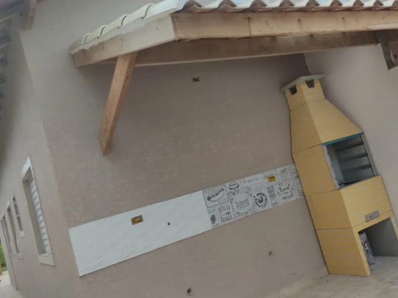 CASA ÓTIMO ACABAMENTO NO JAMAICA COM 2 DORMITÓRIOS