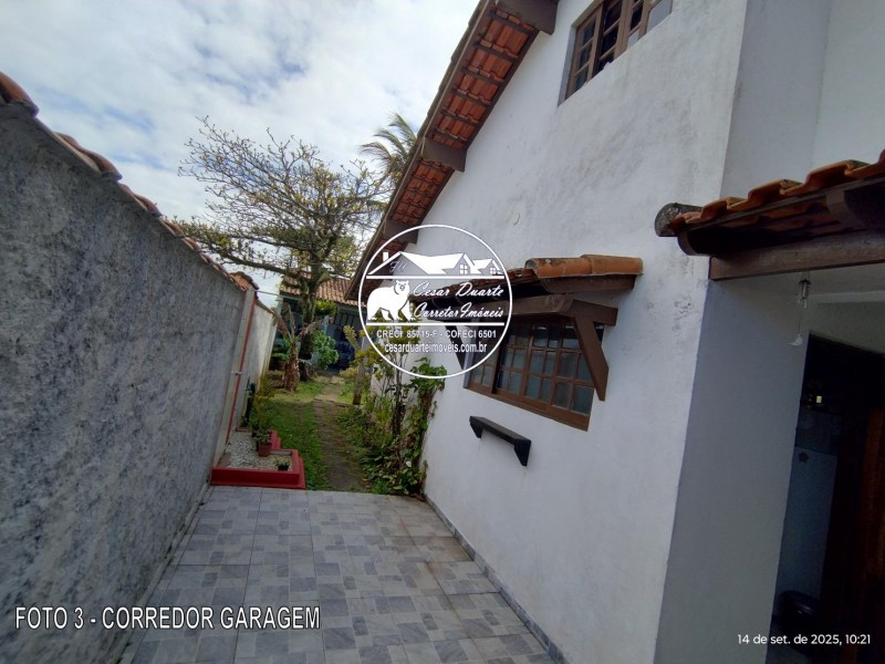 CASA DE ESQUINA EM AVENIDA COMERCIAL COM EDÍCULA E 3 DORMITÓRIOS