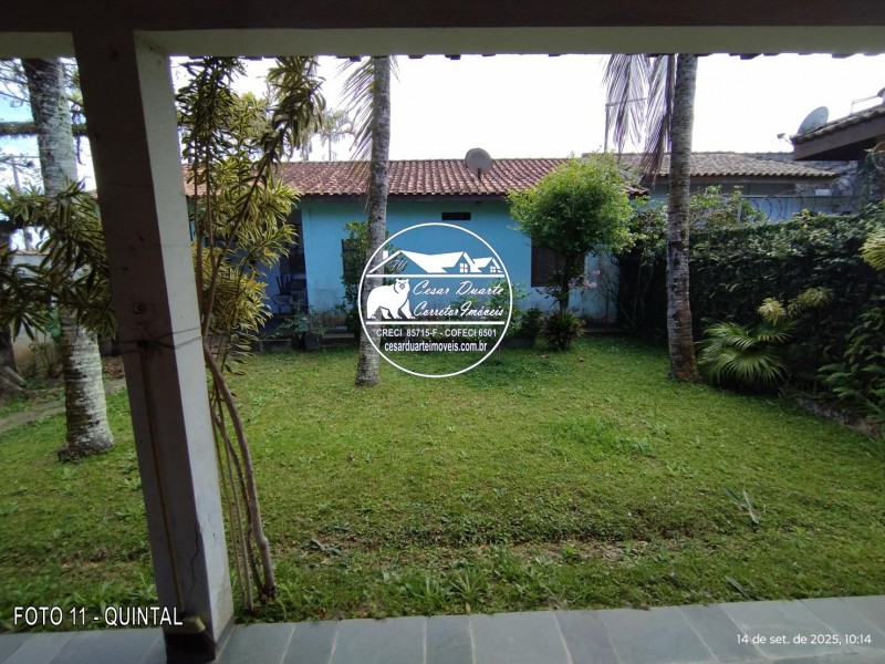 CASA DE ESQUINA EM AVENIDA COMERCIAL COM EDÍCULA E 3 DORMITÓRIOS