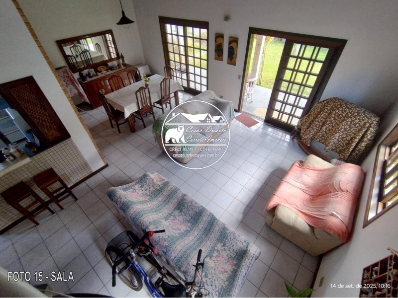 CASA DE ESQUINA EM AVENIDA COMERCIAL COM EDÍCULA E 3 DORMITÓRIOS