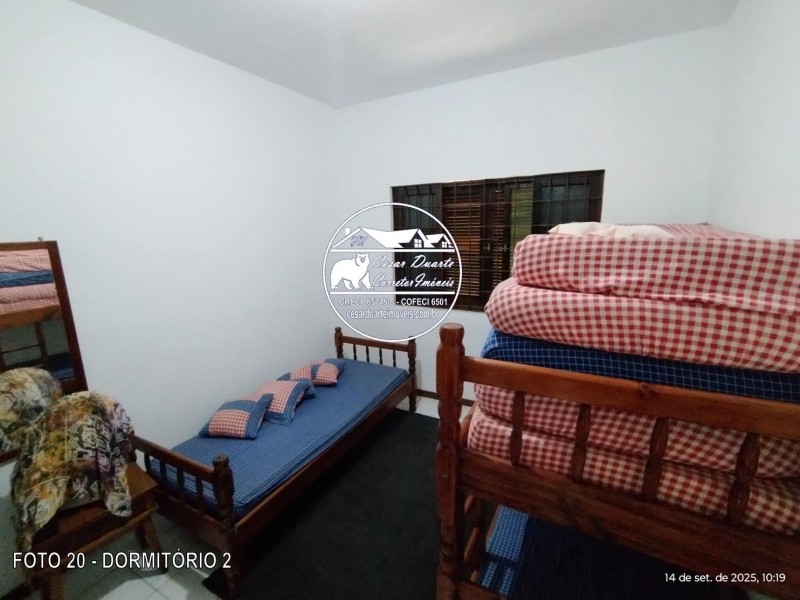 CASA DE ESQUINA EM AVENIDA COMERCIAL COM EDÍCULA E 3 DORMITÓRIOS